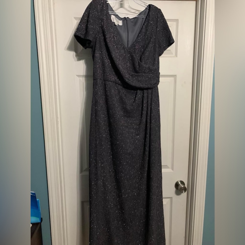 Mother of the bride/groom dress